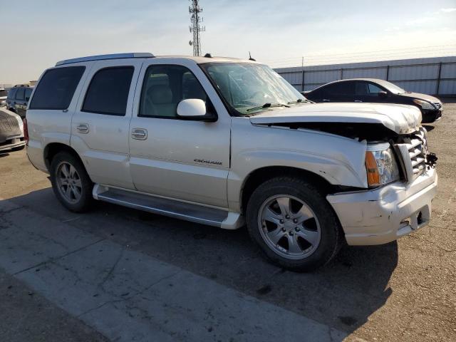 1GYEK63N35R198693 - 2005 CADILLAC ESCALADE LUXURY თეთრი ფოტო 4