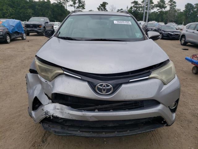 2T3WFREV6GW256991 - 2016 TOYOTA RAV4 XLE SILVER photo 5