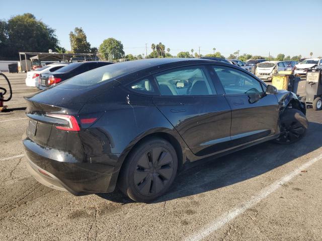 5YJ3E1EA2RF778692 - 2024 TESLA MODEL 3 BLACK photo 3