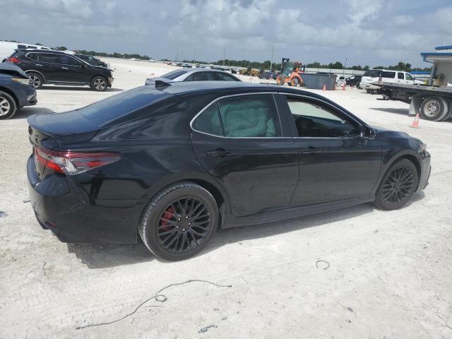4T1G11AK2PU821472 - 2023 TOYOTA CAMRY SE NIGHT SHADE BLACK photo 3