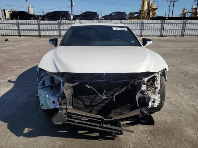 58AGA1C17NU022779 - 2022 LEXUS ES 300H BASE WHITE photo 5