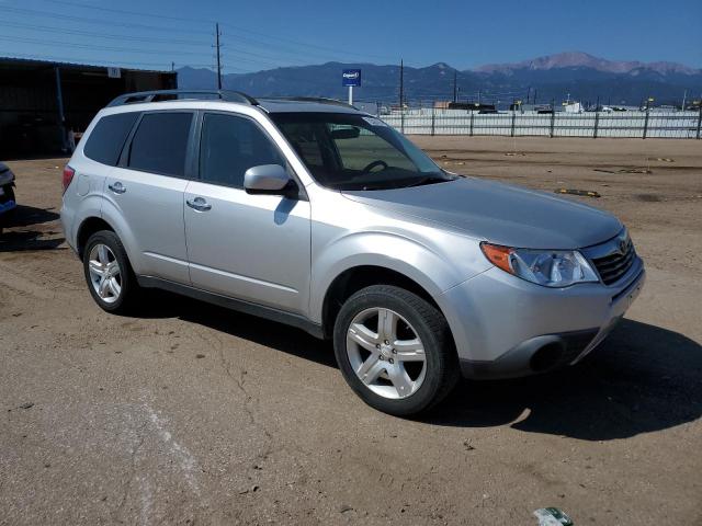 JF2SH6CC4AH778459 - 2010 SUBARU FORESTER 2.5X PREMIUM SILVER photo 4