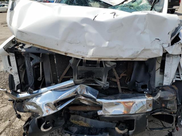 1GCHC24K47E549134 - 2007 CHEVROLET SILVERADO C2500 HEAVY DUTY WHITE photo 11