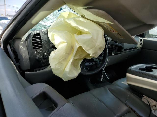 1GCHC24K47E549134 - 2007 CHEVROLET SILVERADO C2500 HEAVY DUTY WHITE photo 8