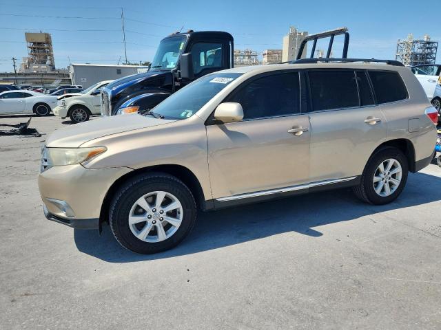 2011 TOYOTA HIGHLANDER BASE, 