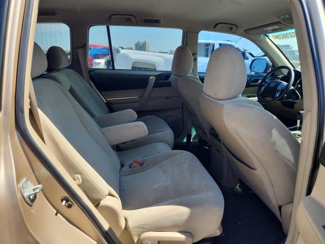 5TDBK3EH8BS050972 - 2011 TOYOTA HIGHLANDER BASE ذهبي صورة 11