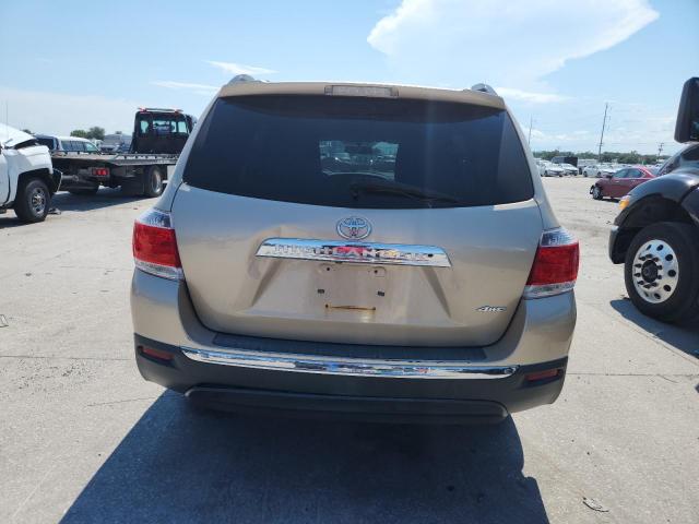 5TDBK3EH8BS050972 - 2011 TOYOTA HIGHLANDER BASE ذهبي صورة 6