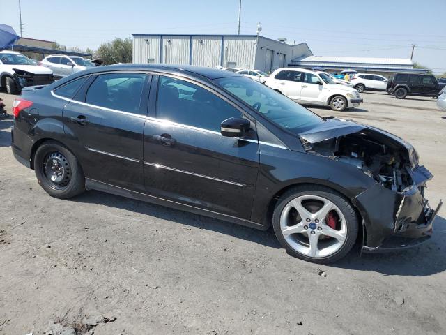 1FADP3J22EL156793 - 2014 FORD FOCUS TITANIUM BLACK photo 4