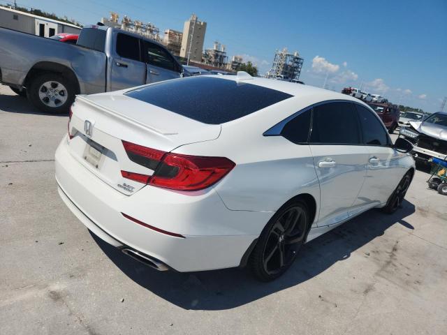 1HGCV2F38JA054249 - 2018 HONDA ACCORD SPORT Սպիտակ լուսանկար 3