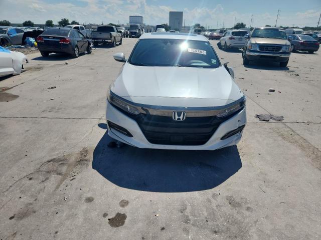 1HGCV2F38JA054249 - 2018 HONDA ACCORD SPORT Սպիտակ լուսանկար 5