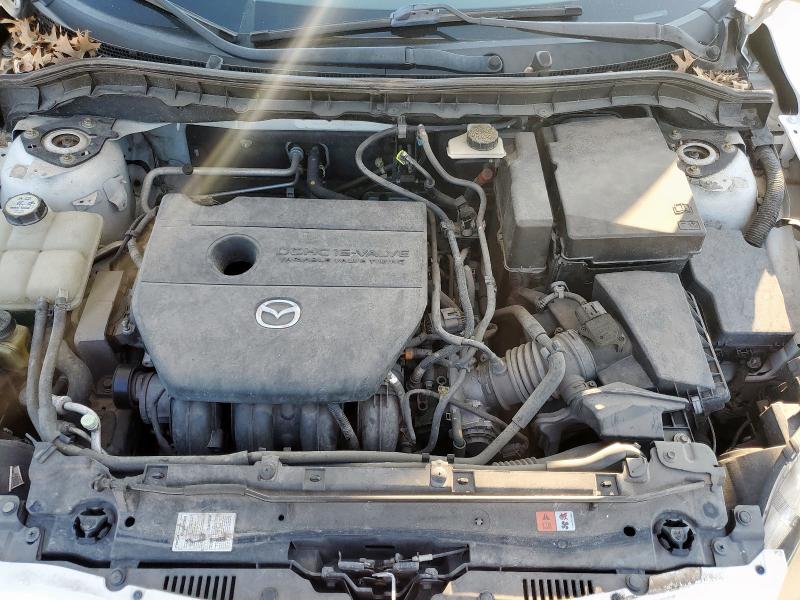 JM1BL1VG4B1402936 - 2011 MAZDA 3 I GRAY photo 11