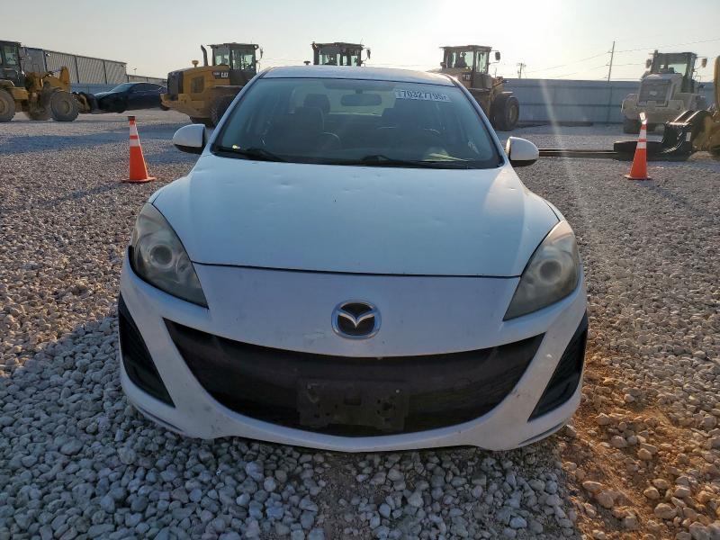 JM1BL1VG4B1402936 - 2011 MAZDA 3 I GRAY photo 5