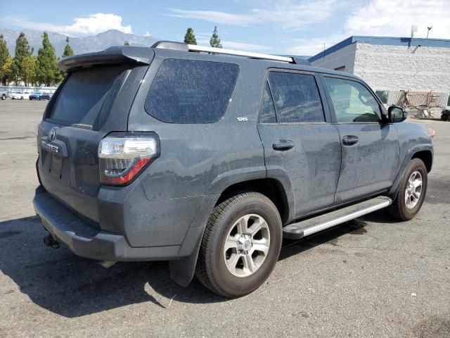 JTEEU5JR8R5312891 - 2024 TOYOTA 4RUNNER SR5 ნაცრისფერი ფოტო 3