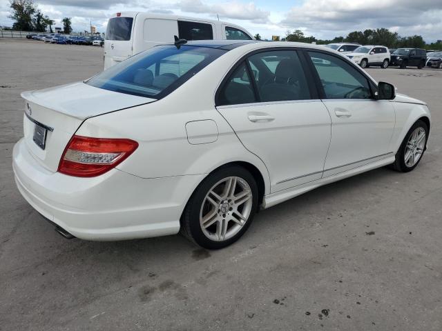 WDDGF56X88F036760 - 2008 MERCEDES-BENZ C 350 WHITE photo 3