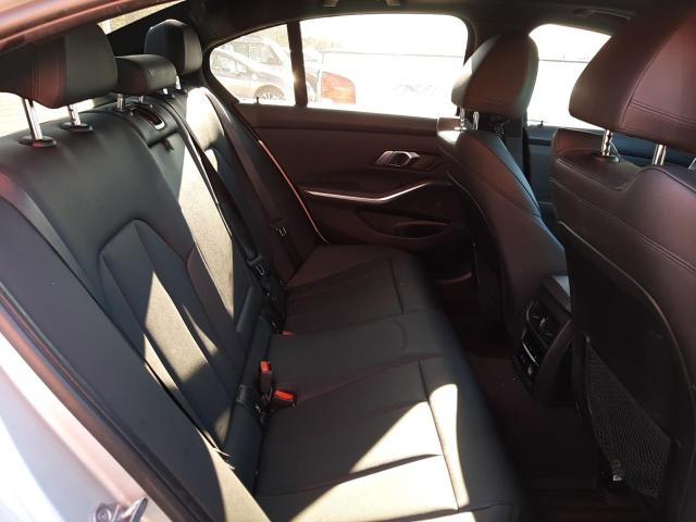 WBA5R7C58KAJ83685 - 2019 BMW 330XI Gümüş fotoğraf 10