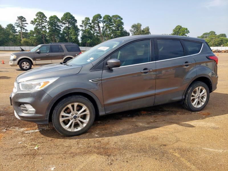 2019 FORD ESCAPE SE, null