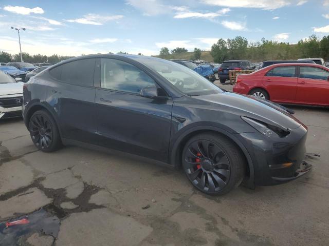 7SAYGDEF7RF038944 - 2024 TESLA MODEL Y CHARCOAL photo 4