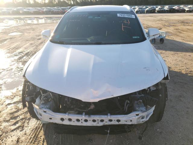 5LMCJ2D93GUJ15136 - 2016 LINCOLN MKC SELECT WHITE photo 5