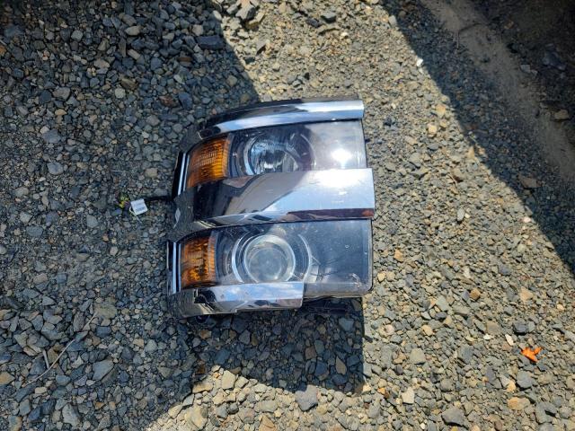 2GB2CREG0K1186239 - 2019 CHEVROLET SILVERADO C2500 HEAVY DUTY WHITE photo 13