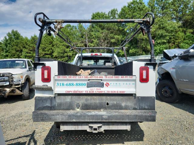 2GB2CREG0K1186239 - 2019 CHEVROLET SILVERADO C2500 HEAVY DUTY WHITE photo 6