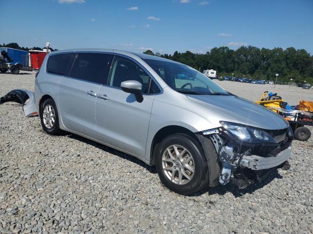 2C4RC1CG1PR598564 - 2023 CHRYSLER VOYAGER LX SILVER photo 4