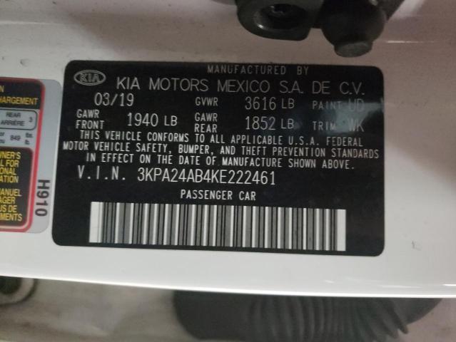 3KPA24AB4KE222461 - 2019 KIA RIO S WHITE photo 13