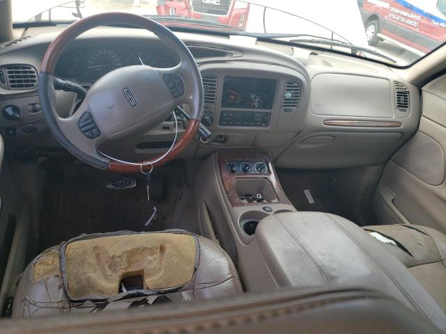 5LMFU28R32LJ09026 - 2002 LINCOLN NAVIGATOR თაფლისფერი ფოტო 8