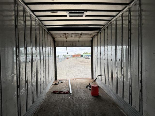 1UYVS25327P165078 - 2007 UTILITY TRAILER WHITE photo 5