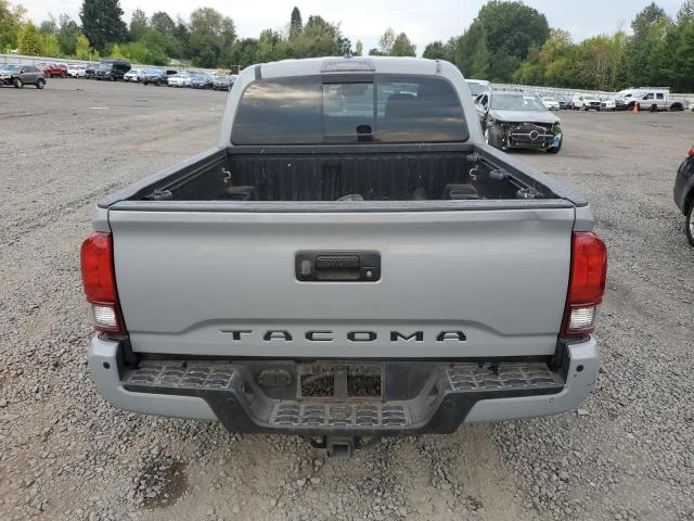 3TMCZ5AN5JM124841 - 2018 TOYOTA TACOMA DOUBLE CAB GRAY photo 6