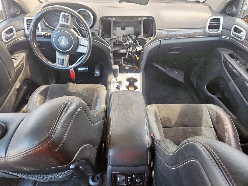 1C4RJFDJ8CC117127 - 2012 JEEP GRAND CHER SRT-8 BEIGE photo 8