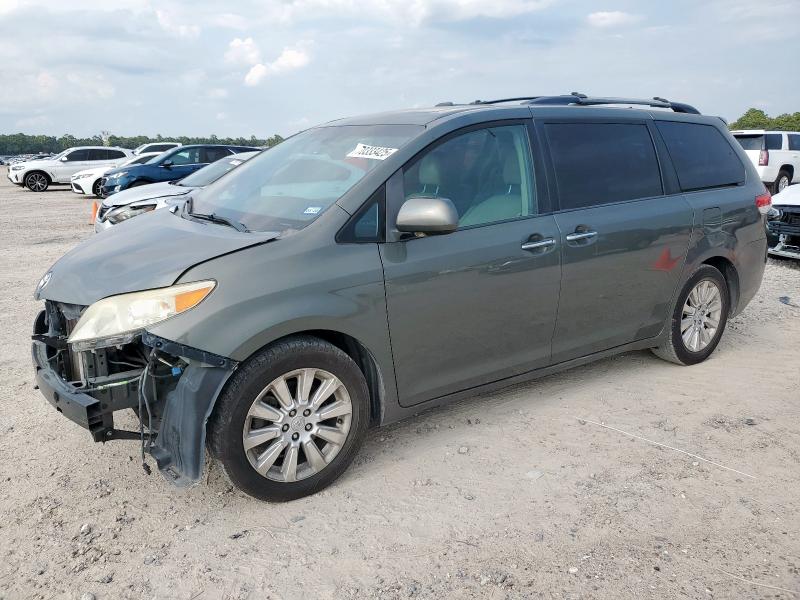 2011 TOYOTA SIENNA XLE, 