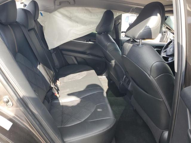 4T1BZ1HK3JU007590 - 2018 TOYOTA CAMRY XSE BROWN photo 10