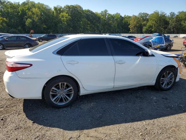 4T1BF1FK0HU406270 - 2017 TOYOTA CAMRY LE 白色 照片 3