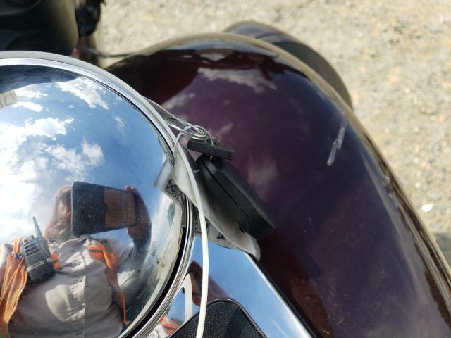 1HD1FCC11KB676892 - 2019 HARLEY-DAVIDSON FLHTCU Бордовий фото 8