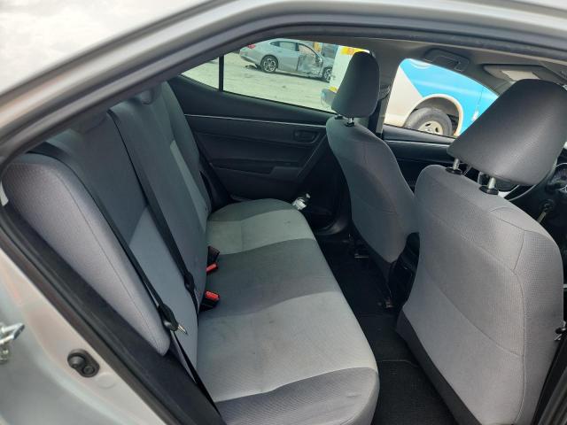 5YFBURHE0GP413134 - 2016 TOYOTA COROLLA L 银色 照片 10