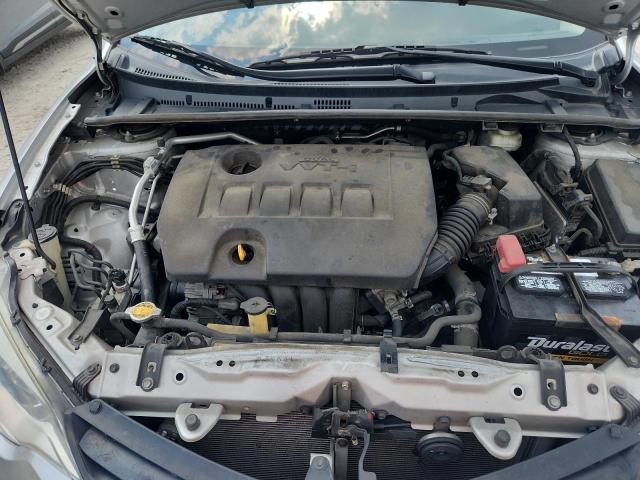 5YFBURHE0GP413134 - 2016 TOYOTA COROLLA L 银色 照片 11