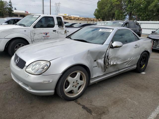 WDBKK47F1XF082203 - 1999 MERCEDES-BENZ SLK 230 KOMPRESSOR SILVER photo 1