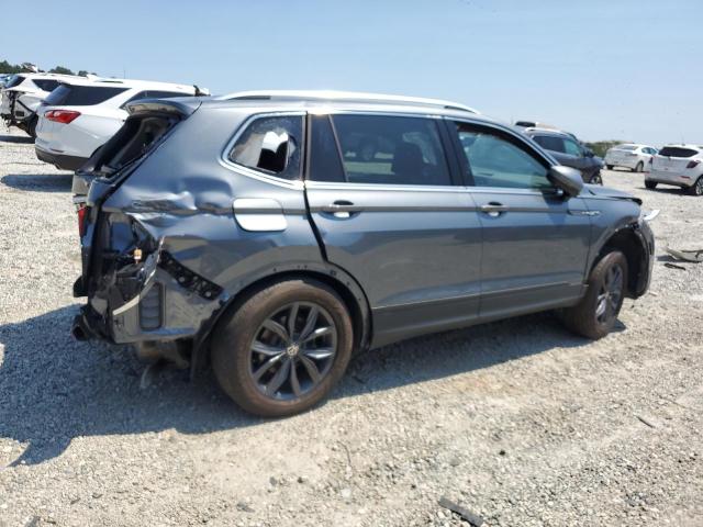 3VV3B7AX6PM033055 - 2023 VOLKSWAGEN TIGUAN SE GRAY photo 3