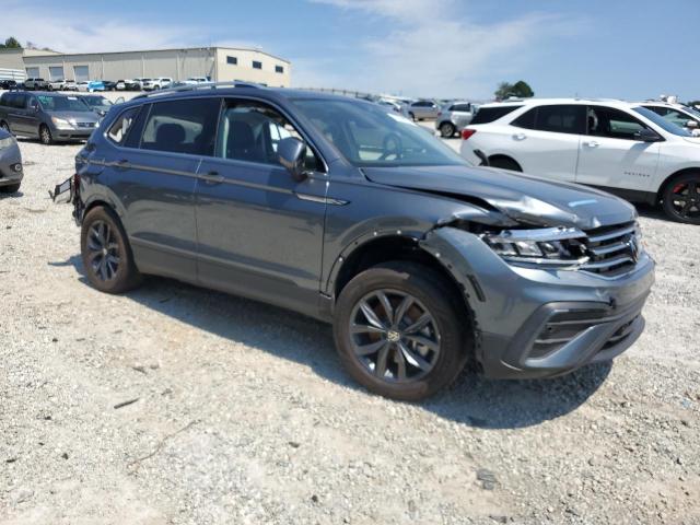 3VV3B7AX6PM033055 - 2023 VOLKSWAGEN TIGUAN SE GRAY photo 4