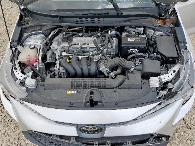5YFEPRAE4LP112911 - 2020 TOYOTA COROLLA LE ვერცხლისფერი ფოტო 11