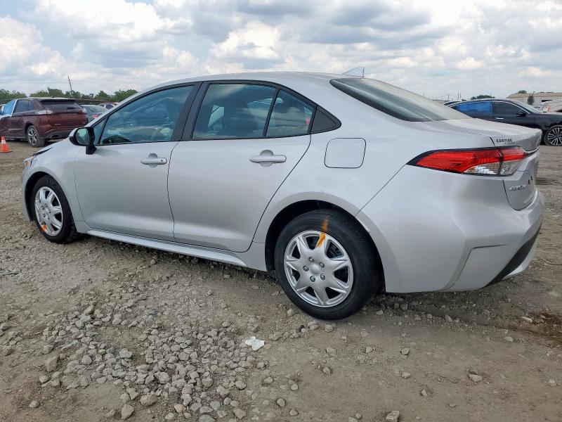 5YFEPRAE4LP112911 - 2020 TOYOTA COROLLA LE ვერცხლისფერი ფოტო 2