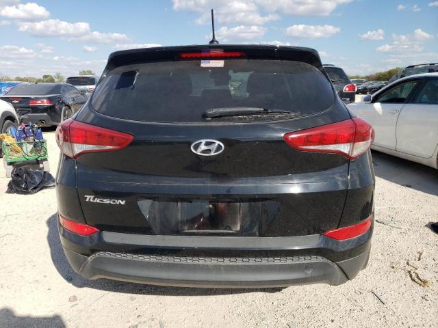 KM8J23A42GU177052 - 2016 HYUNDAI TUCSON SE BLACK photo 6