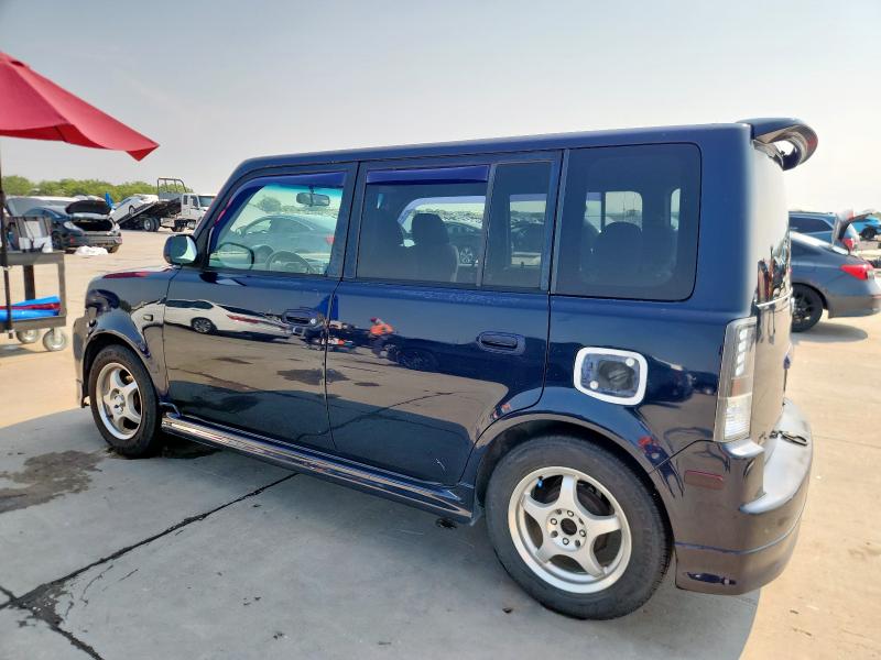 JTLKT334050206186 - 2005 TOYOTA SCION XB BLUE photo 2