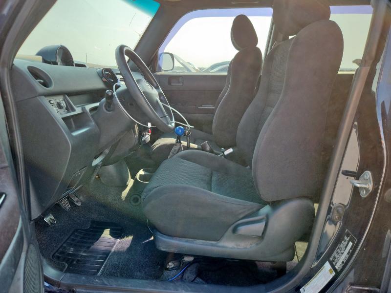 JTLKT334050206186 - 2005 TOYOTA SCION XB BLUE photo 7