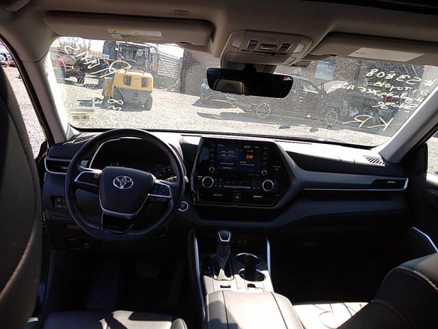 5TDGZRBHXMS554113 - 2021 TOYOTA HIGHLANDER XLE BLACK photo 6