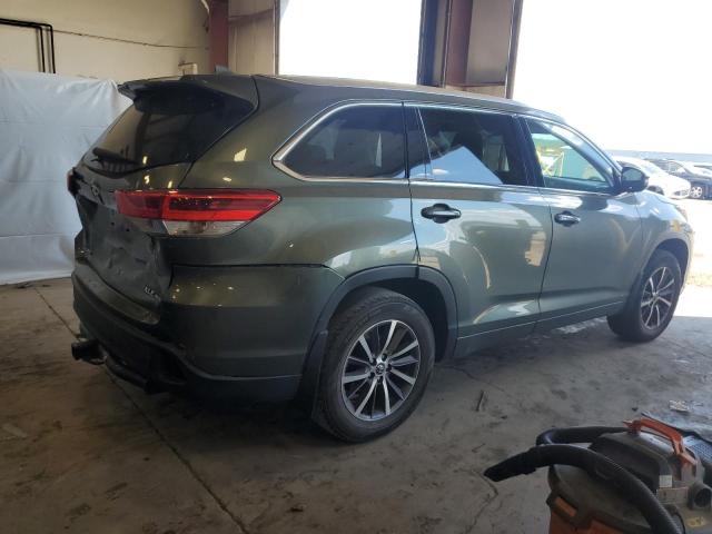 5TDJZRFH8JS867074 - 2018 TOYOTA HIGHLANDER SE Жасыл фото 3
