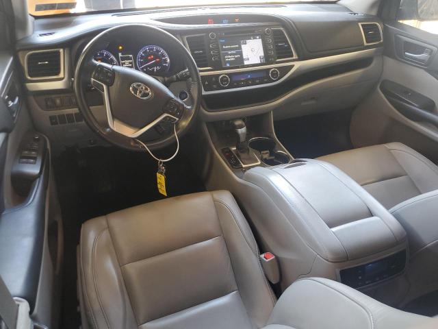 5TDJZRFH8JS867074 - 2018 TOYOTA HIGHLANDER SE Жасыл фото 8