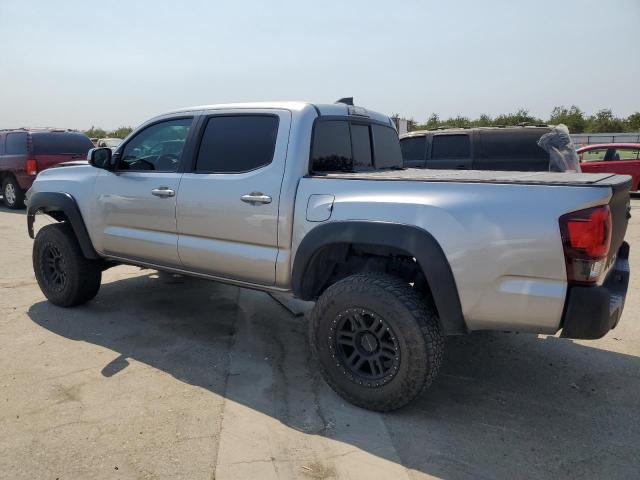 3TYAX5GN2MT015640 - 2021 TOYOTA TACOMA DOUBLE CAB SILVER photo 2