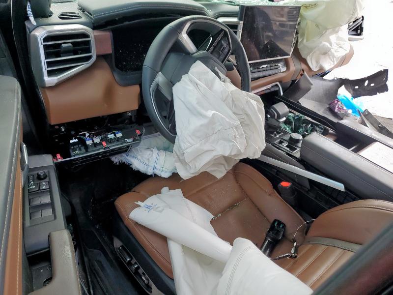 5TFMA5DB8SX251026 - 2025 TOYOTA TUNDRA CREWMAX PLATINUM Blau Foto 8