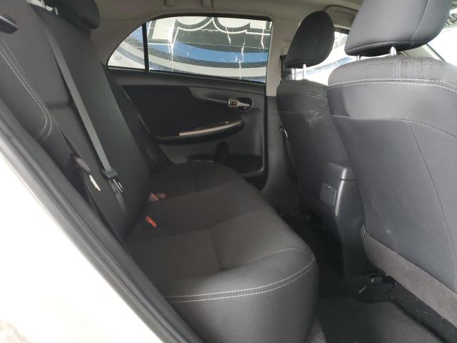 2T1BU4EE3CC889881 - 2012 TOYOTA COROLLA BASE WHITE photo 10